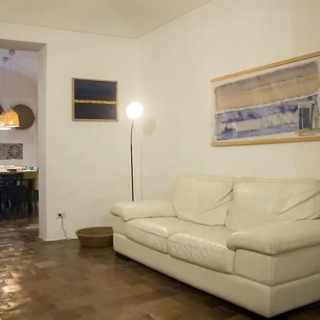 Casa Galleria Al Teatro Apartment *